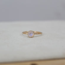 Load image into Gallery viewer, Moonstone Goddess Ring